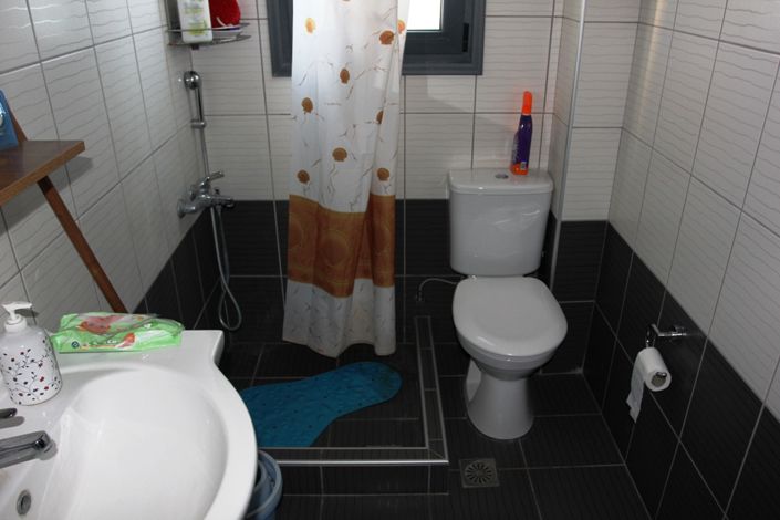 Image No.10-5 Bed Property for sale