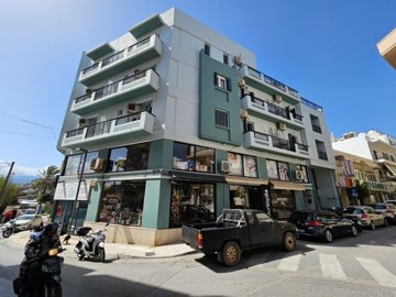 Photo 1 - Property 1240 m² in Crete