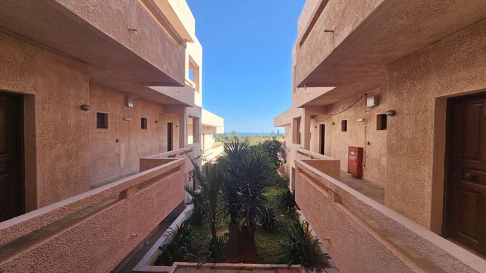Image No.10-35 Bed Hotel for sale