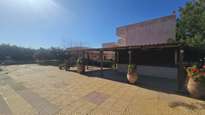 Image No.4-35 Bed Hotel for sale