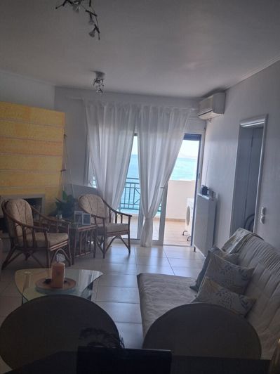 Image No.4-2 Bed Flat for sale