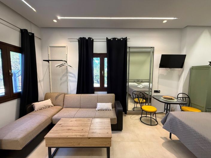 Image No.5-1 Bed Flat for sale