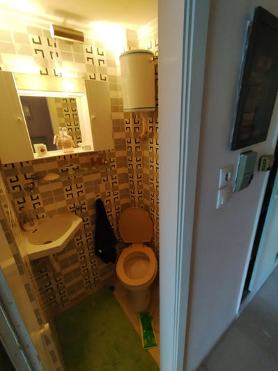 Image No.17-2 Bed Flat for sale