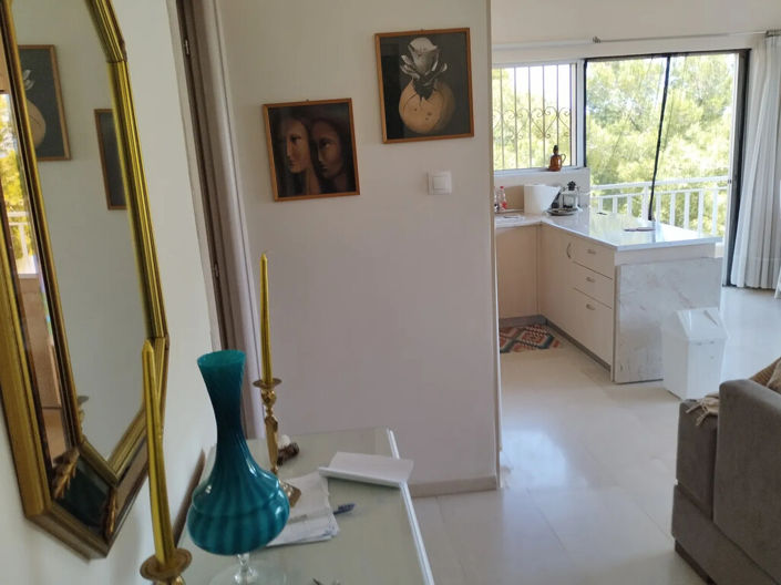Image No.18-2 Bed Flat for sale