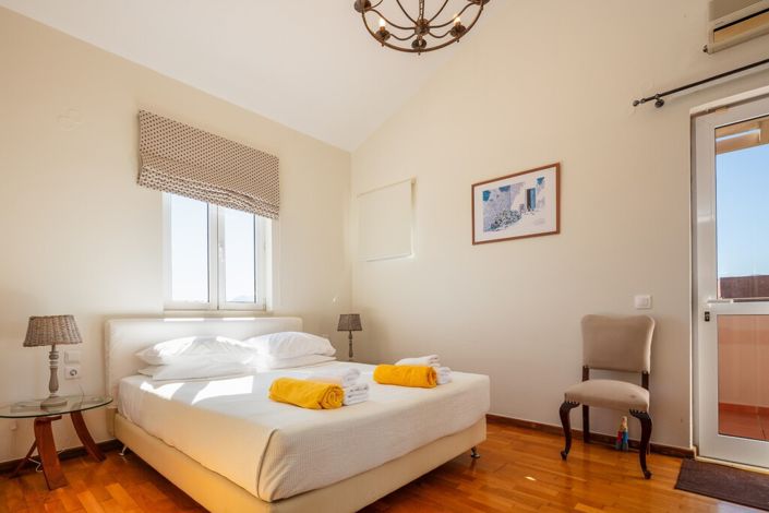 Image No.15-3 Bed Villa for sale
