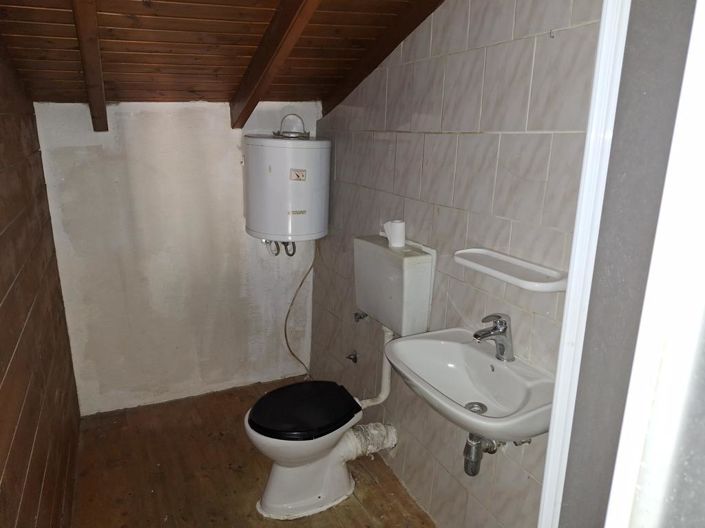Image No.19-Maisonette for sale