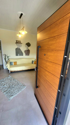 Image No.8-3 Bed Property for sale