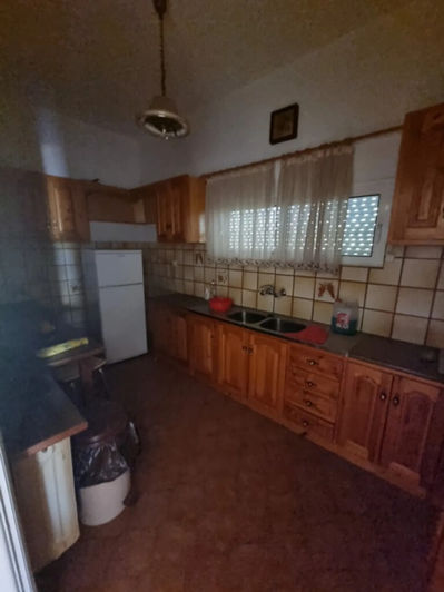Image No.6-5 Bed Property for sale