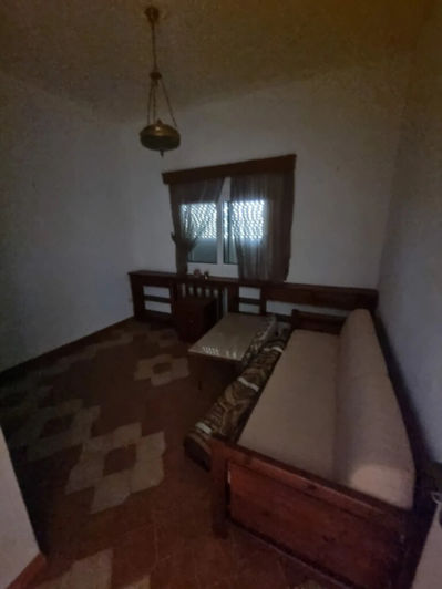 Image No.9-5 Bed Property for sale
