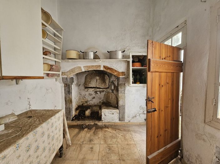 Image No.5-2 Bed Property for sale