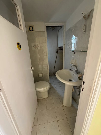 Image No.13-8 Bed Property for sale