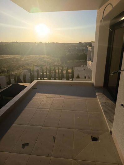 Image No.28-2 Bed Maisonette for sale