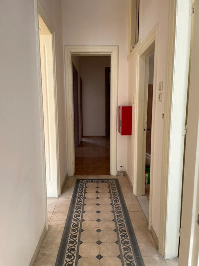 Image No.12-4 Bed Flat for sale