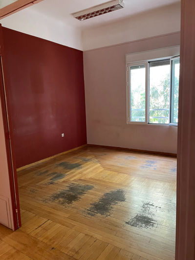 Image No.8-4 Bed Flat for sale