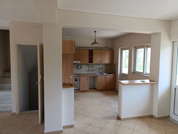 Image No.5-3 Bed Maisonette for sale