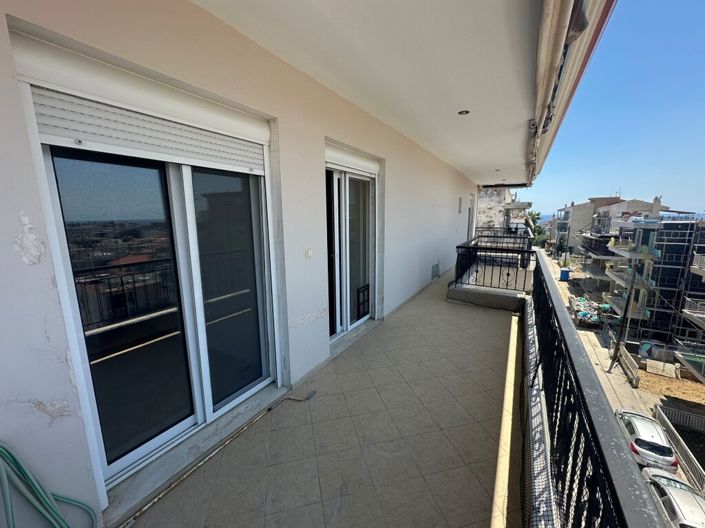 Image No.17-3 Bed Flat for sale