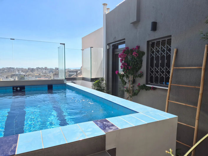Image No.17-4 Bed Maisonette for sale