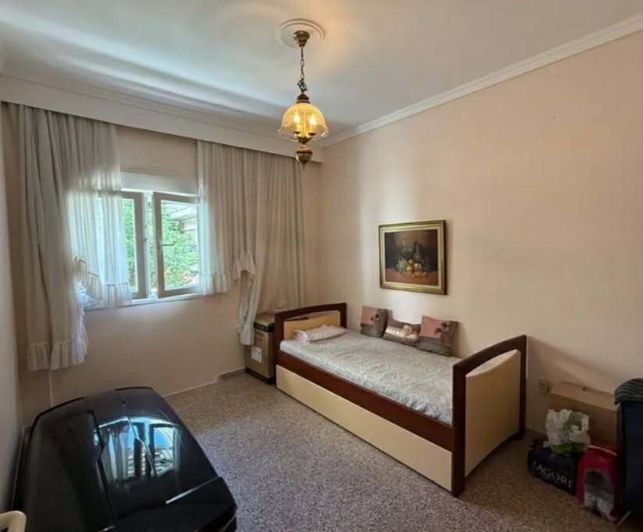 Image No.7-2 Bed Flat for sale