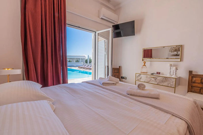 Image No.18-4 Bed Villa for sale