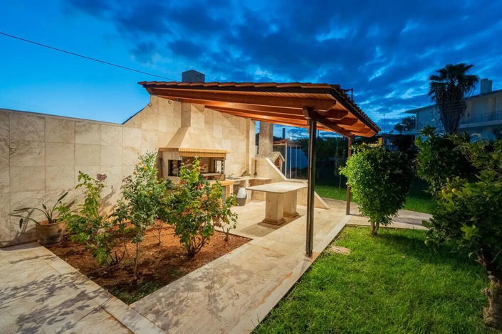 Image No.4-4 Bed Villa for sale