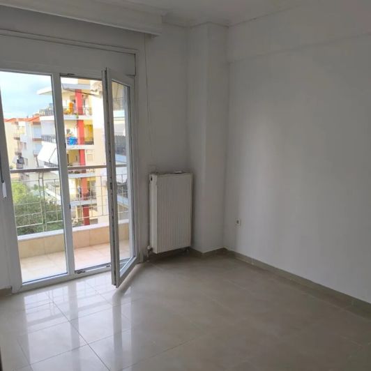 Image No.11-3 Bed Flat for sale