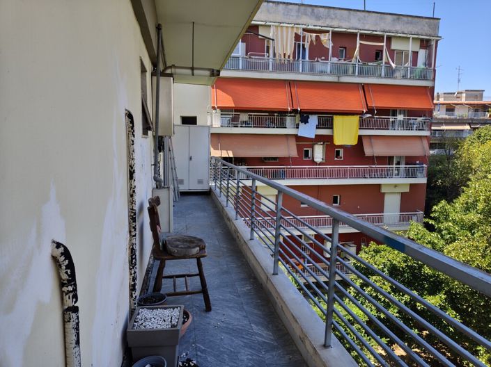 Image No.18-2 Bed Flat for sale