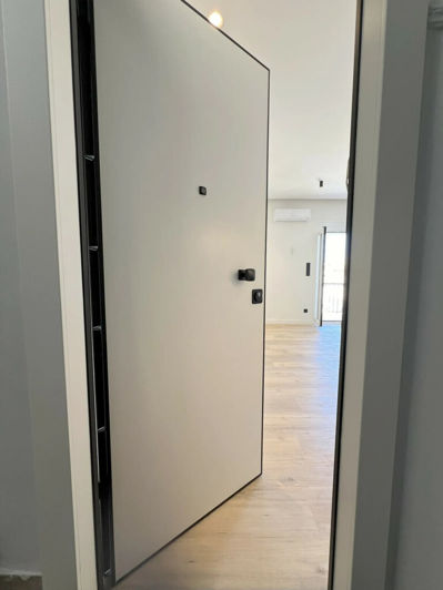 Image No.9-1 Bed Flat for sale