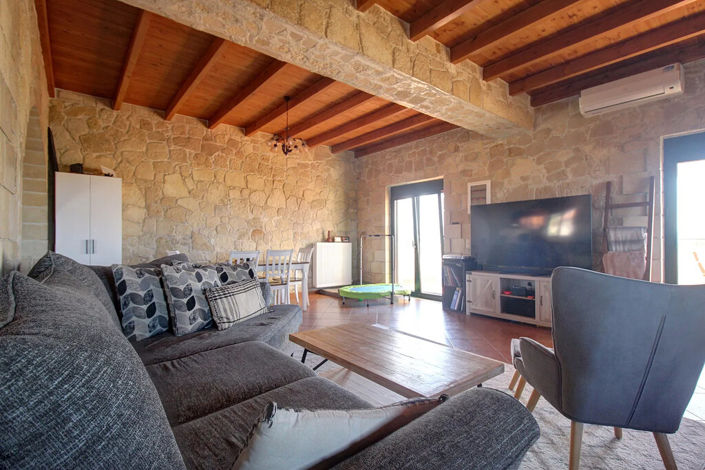 Image No.4-3 Bed Maisonette for sale