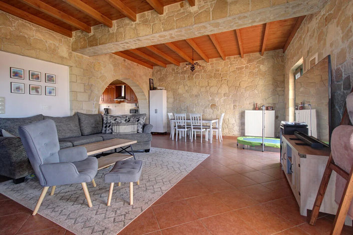 Image No.5-3 Bed Maisonette for sale
