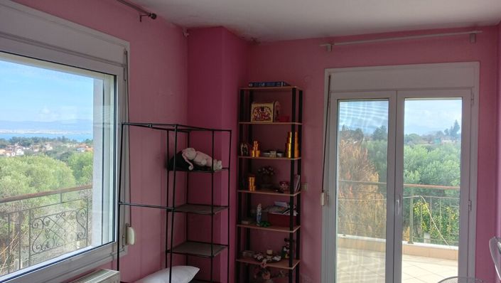 Image No.8-Propriété de 5 chambres à vendre à Thessalonique