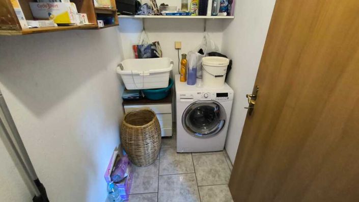 Image No.15-3 Bed Flat for sale