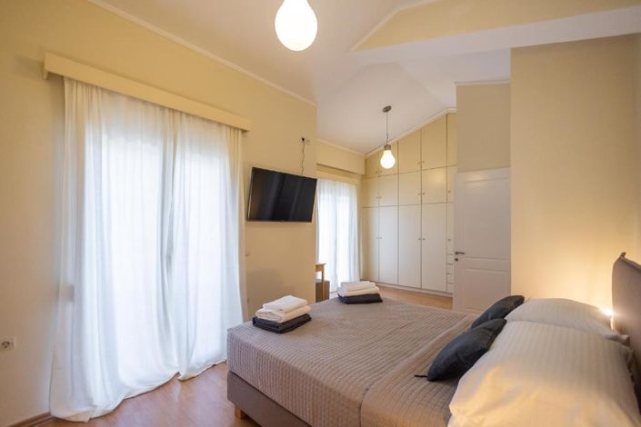 Image No.29-3 Bed Villa for sale