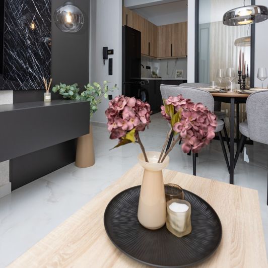 Image No.4-2 Bed Flat for sale
