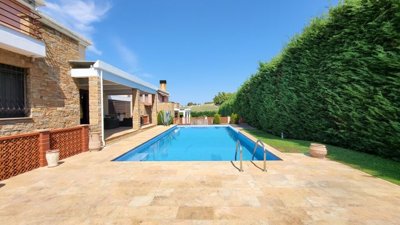 Photo 1 - Villa 600 m² in Central Macedonia