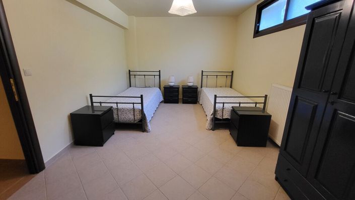 Image No.18-Villa for sale