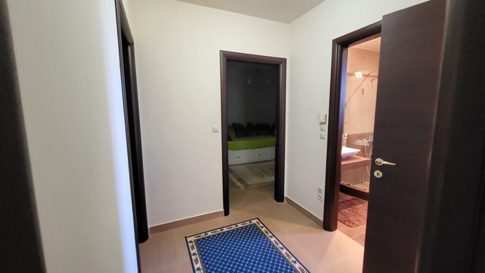 Image No.26-Villa for sale