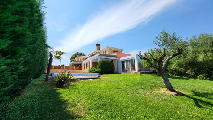 Image No.3-Villa for sale