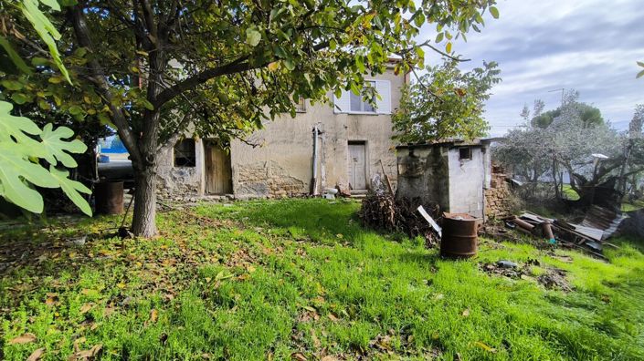 Image No.17-3 Bed Property for sale