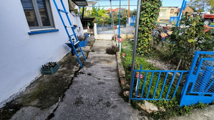 Image No.19-3 Bed Property for sale