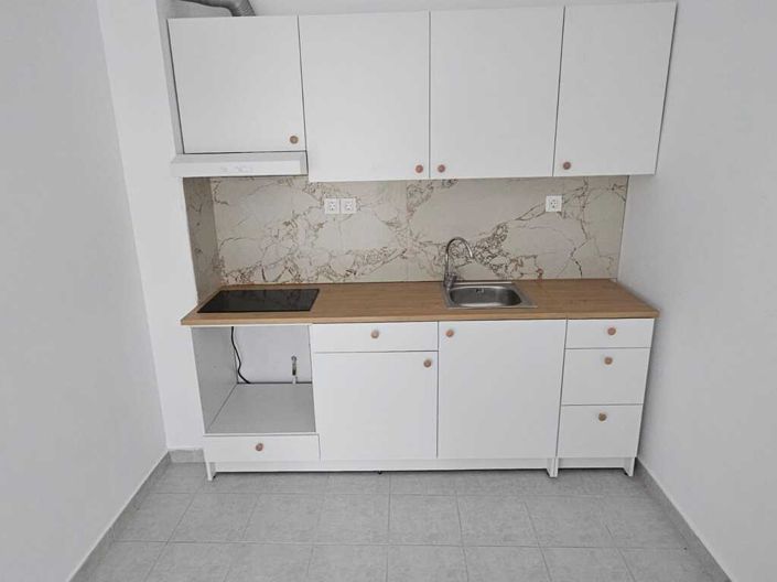 Image No.3-3 Bed Maisonette for sale