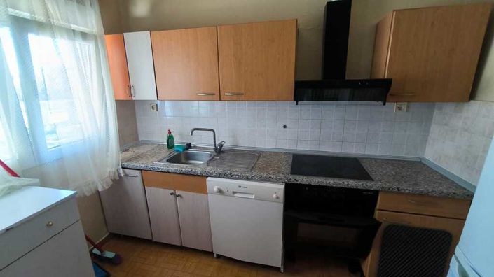Image No.11-3 Bed Property for sale