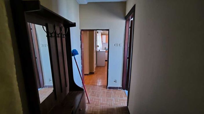Image No.21-3 Bed Property for sale