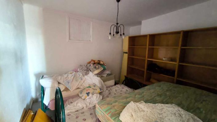 Image No.9-3 Bed Property for sale