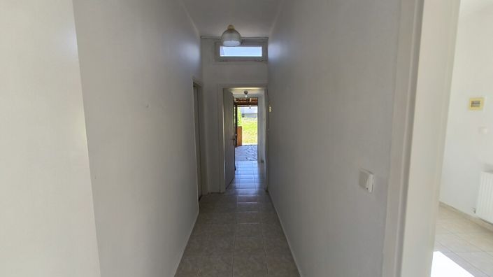 Image No.18-2 Bed Property for sale