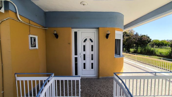 Image No.2-2 Bed Property for sale