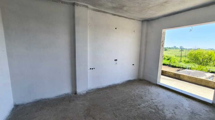 Image No.17-3 Bed Flat for sale