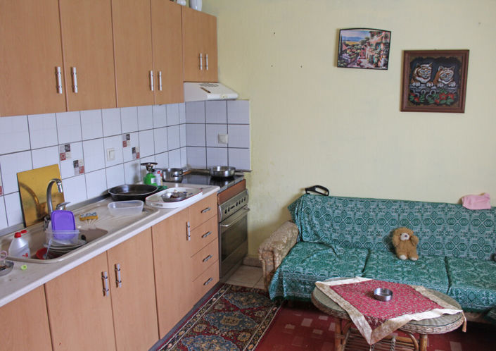 Image No.6-5 Bed Property for sale