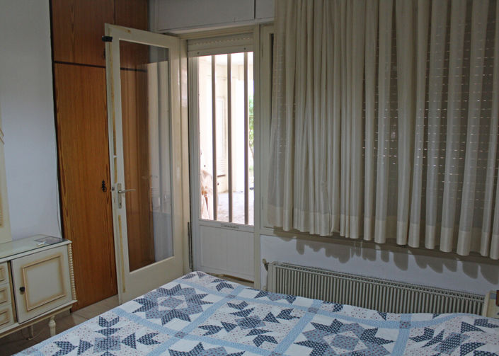 Image No.11-3 Bed Flat for sale