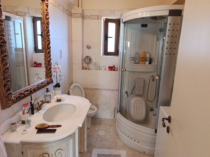 Image No.18-Appartement de 2 chambres à vendre à Rafina