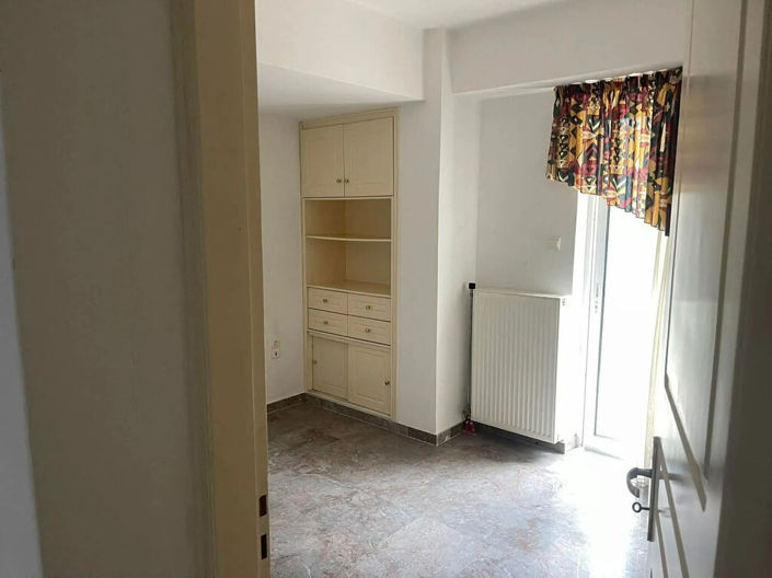 Image No.17-4 Bed Property for sale